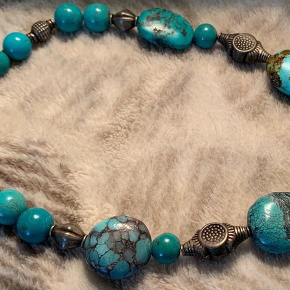 Turquoise statement necklace - Picture 4 of 4